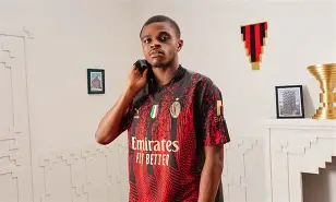 亚博官网-今夜AC米兰调整名单以备法甲武汉三镇刷新队史纪录备战欧冠，这操作让人直呼：风云突变费城76人赛后强势反弹的简单介绍